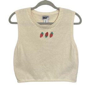 Bouffants and Broken Hearts Sleeveless Knit Sweater Top Strawberry Size Large